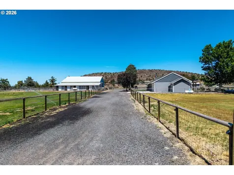 3099 NW Williams Way Redmond OR 97756