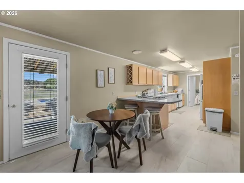 3099 NW Williams Way Redmond OR 97756