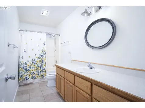 2589 Golfview Avenue Sutherlin OR 97479