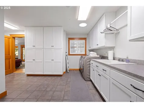 1635 SW 14th Street Warrenton OR 97146