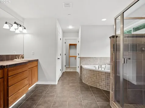 18707 NE 229th Court Brush Prairie WA 98606