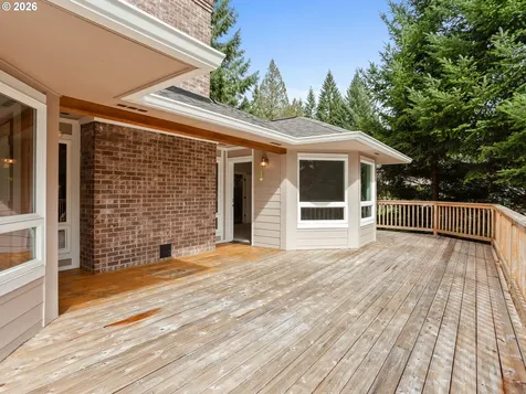 18707 NE 229th Court Brush Prairie WA 98606