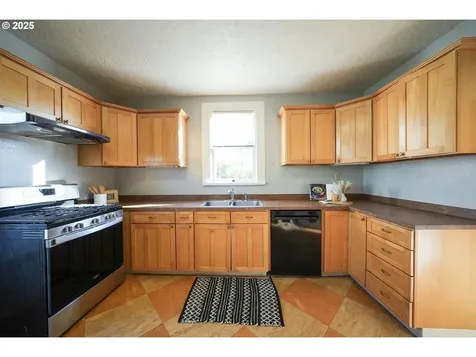 4540 SE Taylor Street Portland OR 97215
