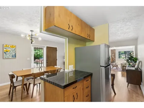 2833 NE 89th Avenue Portland OR 97220