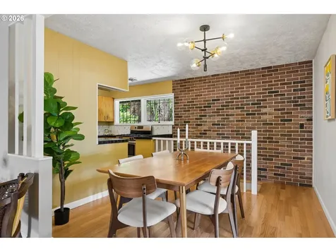 2833 NE 89th Avenue Portland OR 97220