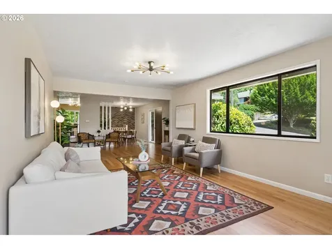 2833 NE 89th Avenue Portland OR 97220