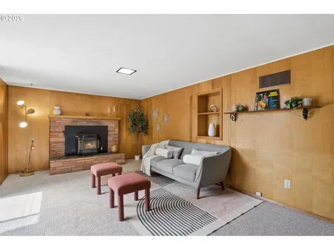2833 NE 89th Avenue Portland OR 97220