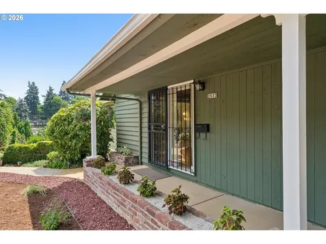 2833 NE 89th Avenue Portland OR 97220