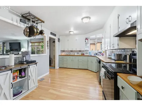 2316 SE 141st Avenue Portland OR 97233