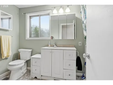 2316 SE 141st Avenue Portland OR 97233