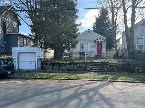 1007 W 16th Street Vancouver WA 98660