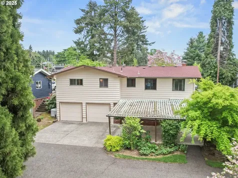 1142 High Street Gladstone OR 97027