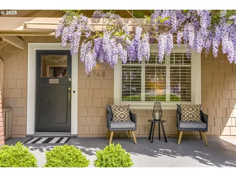 2748 SW Old Orchard Road Portland OR 97201