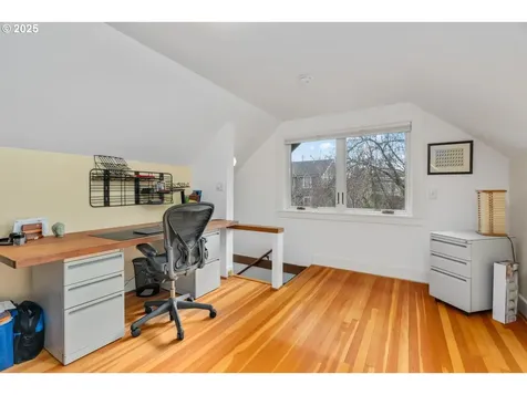 1144 SE Nehalem Street Portland OR 97202
