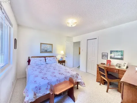 25975 David Avenue Rockaway Beach OR 97136