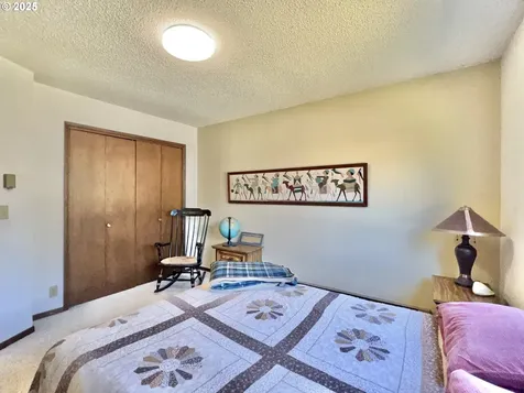 25975 David Avenue Rockaway Beach OR 97136