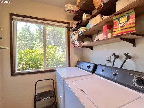 25975 David Avenue Rockaway Beach OR 97136