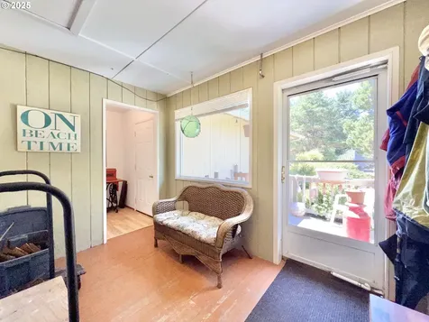 25975 David Avenue Rockaway Beach OR 97136