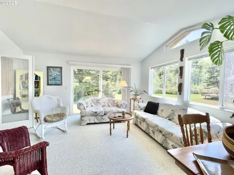 25975 David Avenue Rockaway Beach OR 97136