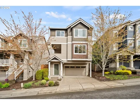 9445 NW Harvest Hill Drive Portland OR 97229