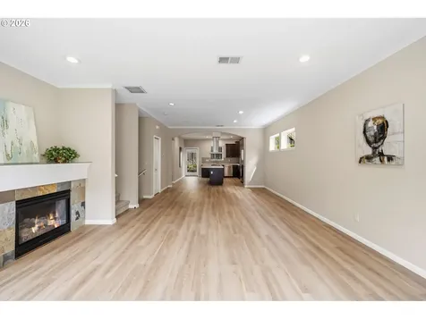 9445 NW Harvest Hill Drive Portland OR 97229