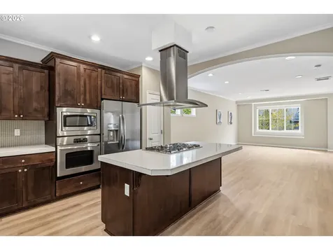 9445 NW Harvest Hill Drive Portland OR 97229