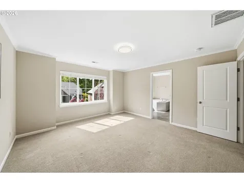9445 NW Harvest Hill Drive Portland OR 97229