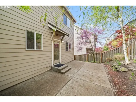 9445 NW Harvest Hill Drive Portland OR 97229
