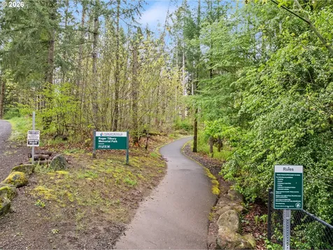 9445 NW Harvest Hill Drive Portland OR 97229