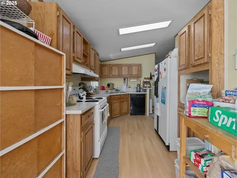 10400 SE Cook Court Milwaukie OR 97222