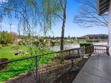 10400 SE Cook Court Milwaukie OR 97222