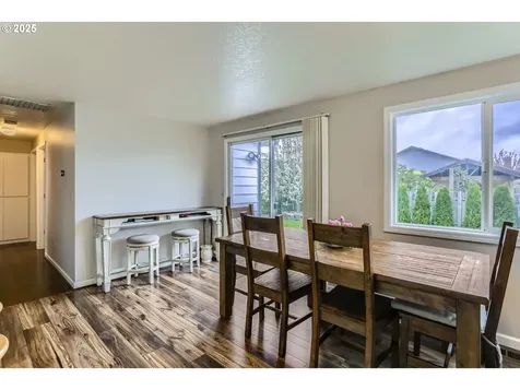 21651 SW Kristin Court Beaverton OR 97003