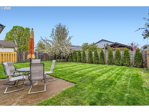 21651 SW Kristin Court Beaverton OR 97003