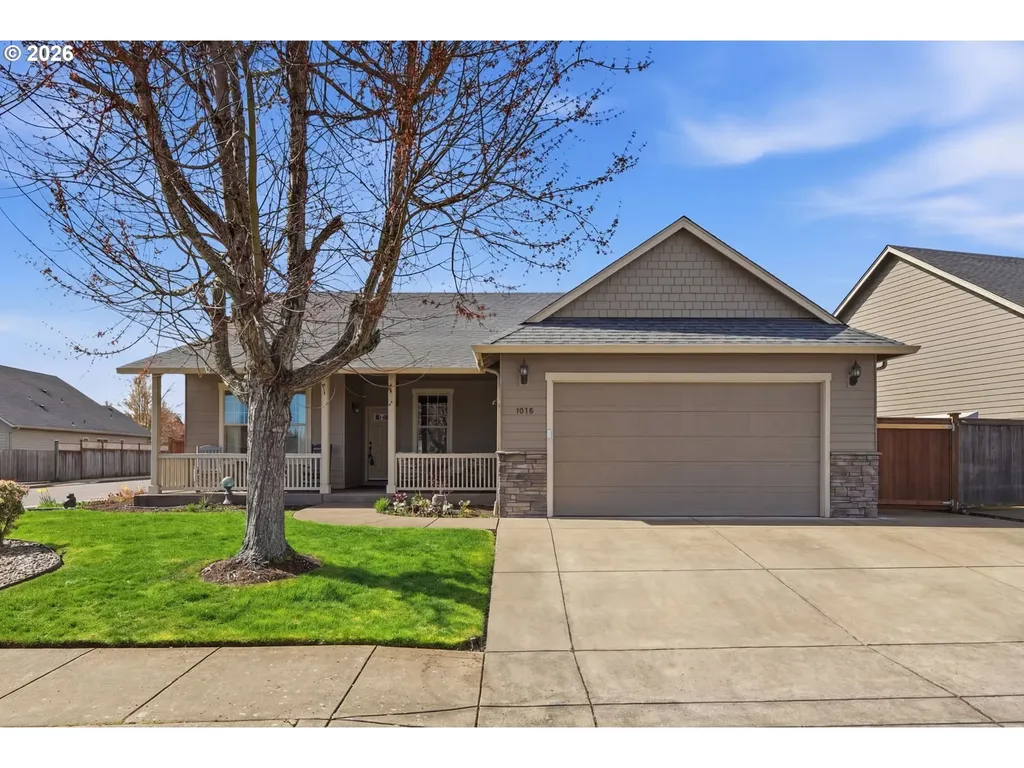 1076 S 40th Place Springfield OR 97478