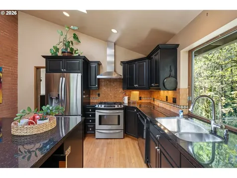 2637 SW Patton Court Portland OR 97201