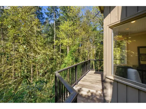 2637 SW Patton Court Portland OR 97201