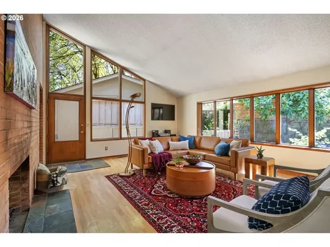 2637 SW Patton Court Portland OR 97201