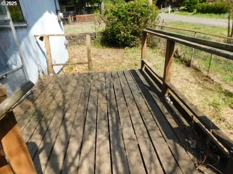 431 NE Alder Street Yachats OR 97498