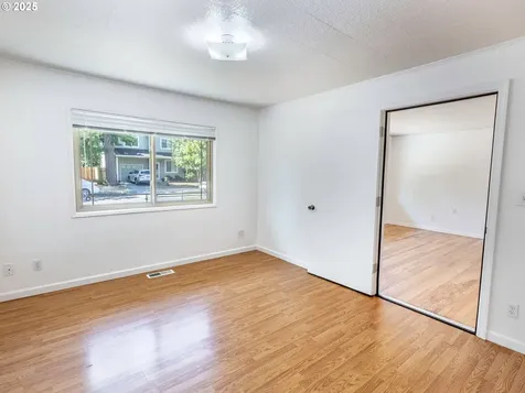 6005 SE Reedway Street Portland OR 97206