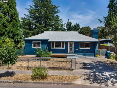 6005 SE Reedway Street Portland OR 97206