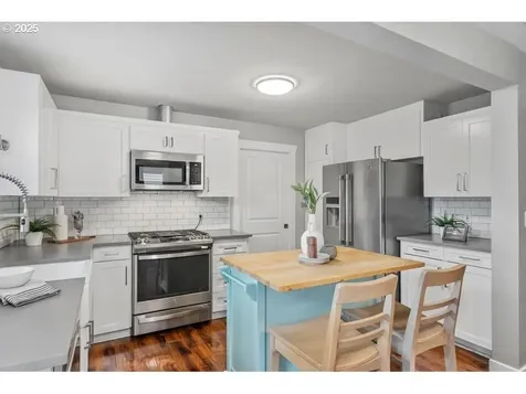 5425 NE 40th Avenue Portland OR 97211