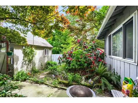 11842 SW Iron Horse Lane Beaverton OR 97008