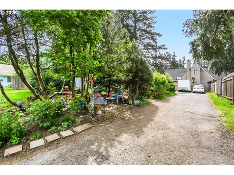 11842 SW Iron Horse Lane Beaverton OR 97008