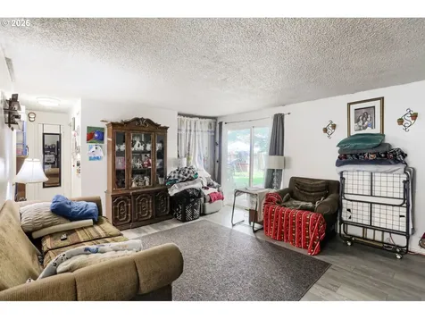 11842 SW Iron Horse Lane Beaverton OR 97008