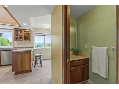 32215 NW Eagle Crest Drive Ridgefield WA 98642