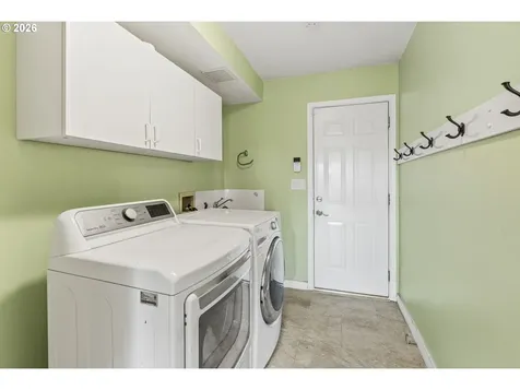 32215 NW Eagle Crest Drive Ridgefield WA 98642