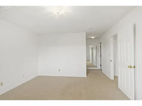 32215 NW Eagle Crest Drive Ridgefield WA 98642