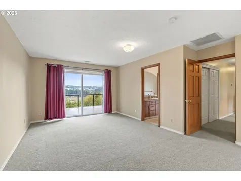 32215 NW Eagle Crest Drive Ridgefield WA 98642