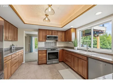 32215 NW Eagle Crest Drive Ridgefield WA 98642