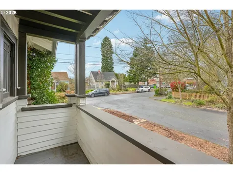 7930 N Emerald Avenue Portland OR 97217
